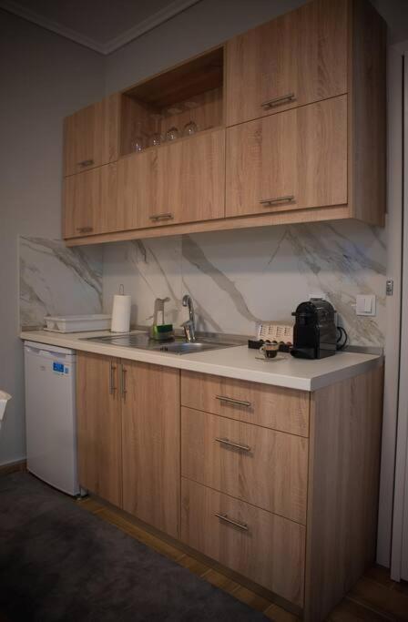 Irresistable Studio In The Heart Of Ксанти Экстерьер фото